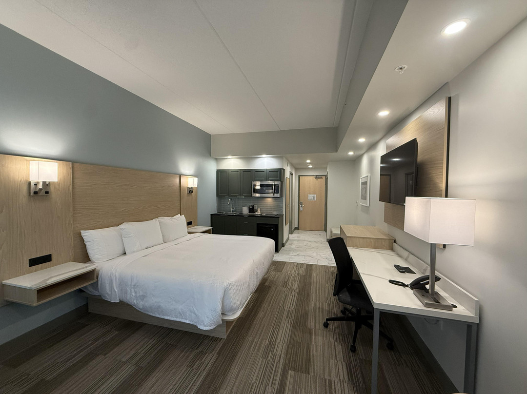Best Western Plus Kawartha Lakes Hotel & Suites
