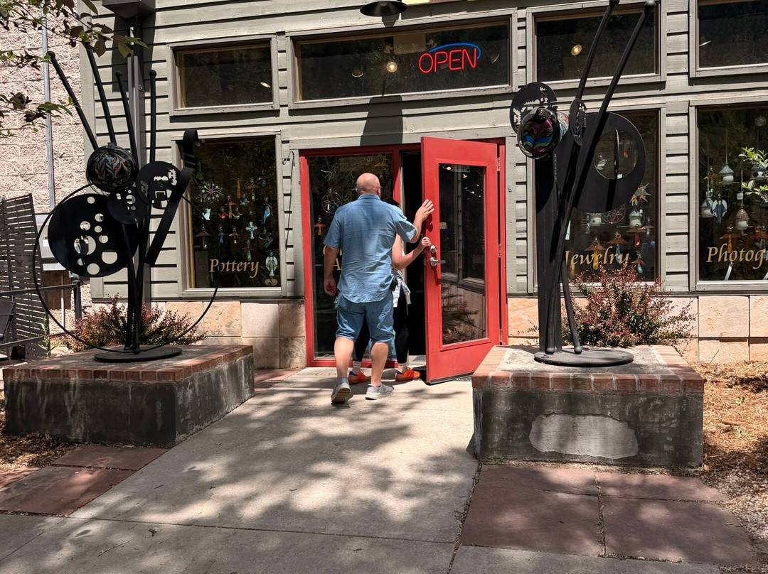 Riverwalk in Downtown Estes Park-埃斯蒂斯公园必去景点