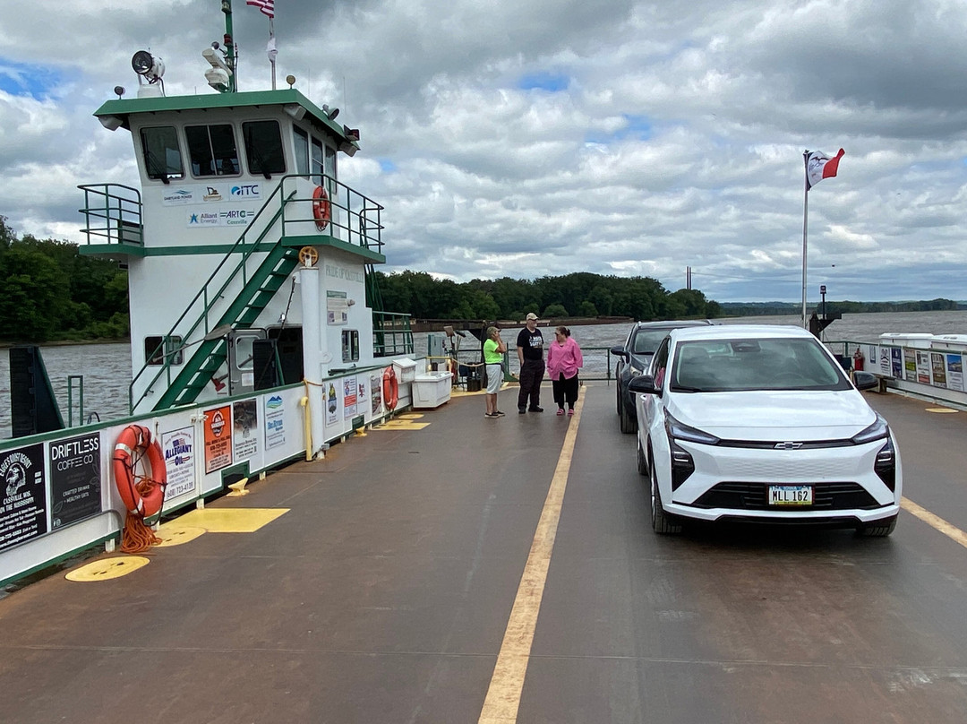 Cassville Car Ferry-Cassville必去景点
