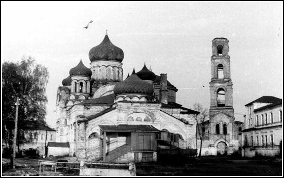 Trinity Cathedral-Raifa必去景点