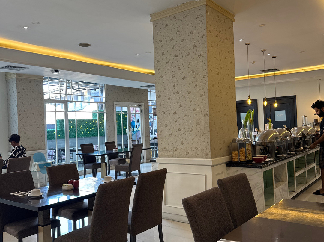 达法姆酒店-三宝垄主图