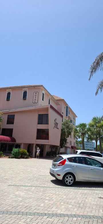 The Inn at 可可比奇海滩旅馆-旅行者