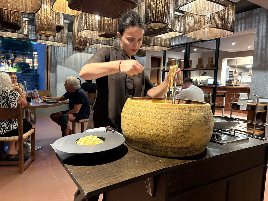 港口皇家别墅和温泉酒店-限成人主图
