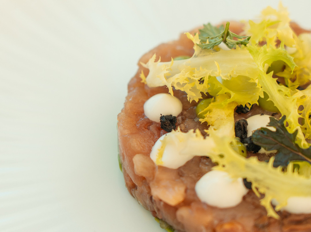 Marina Club & Inula Experience