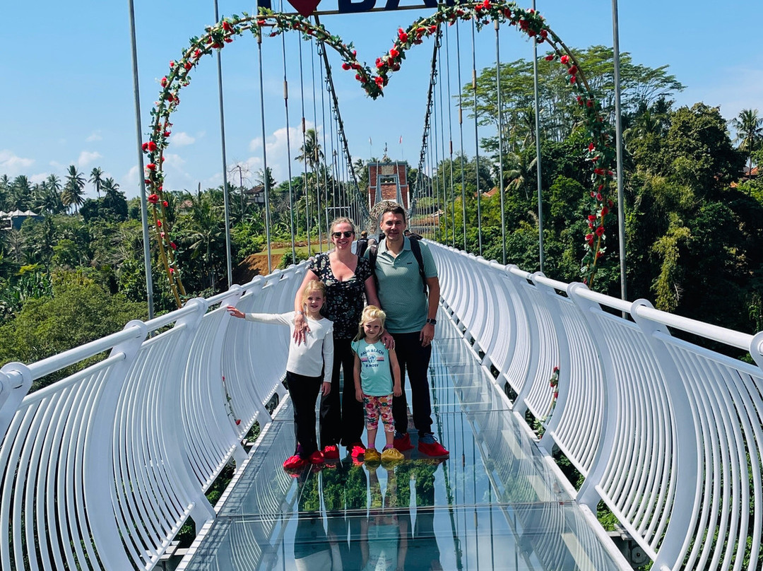 Glass Bridge Bali-Kemenuh必去景点
