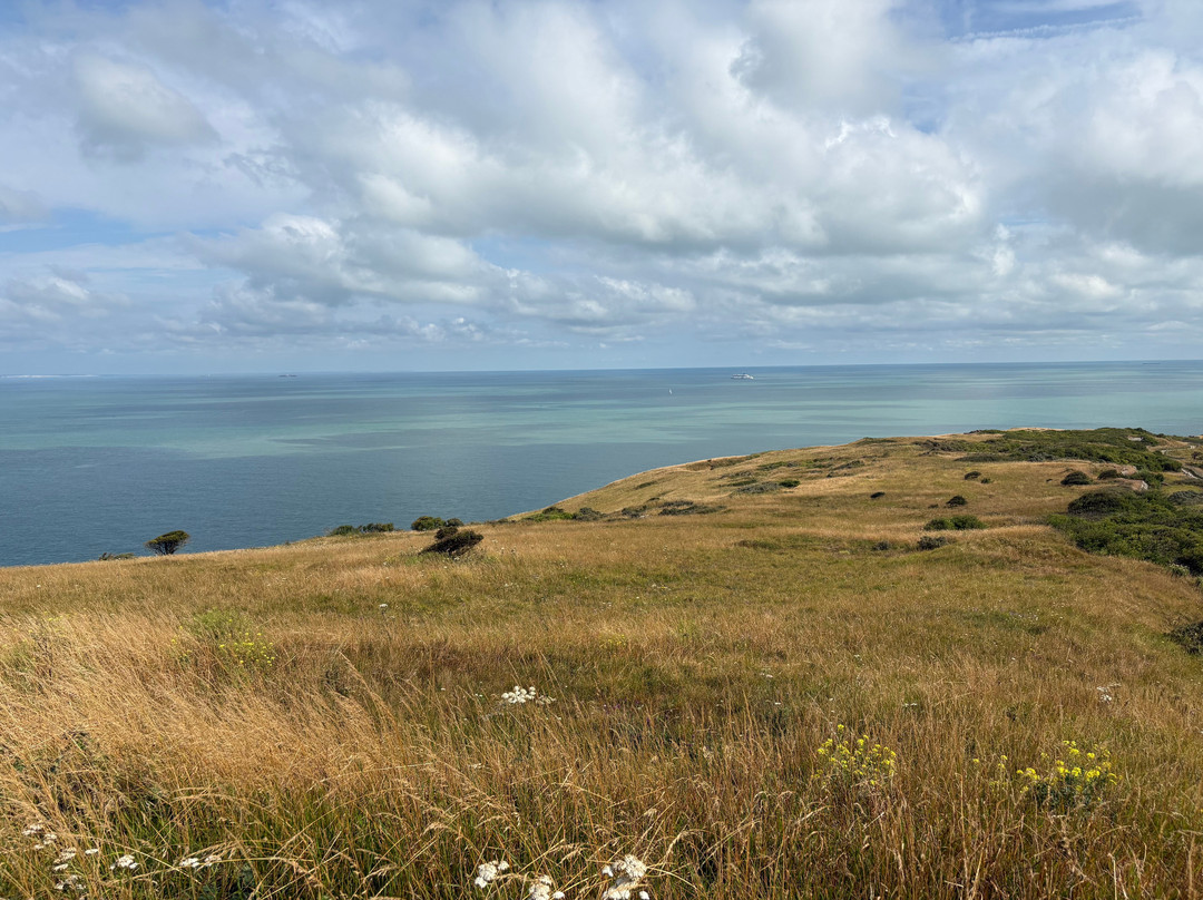Cap Blanc-Nez-Escalles必去景点