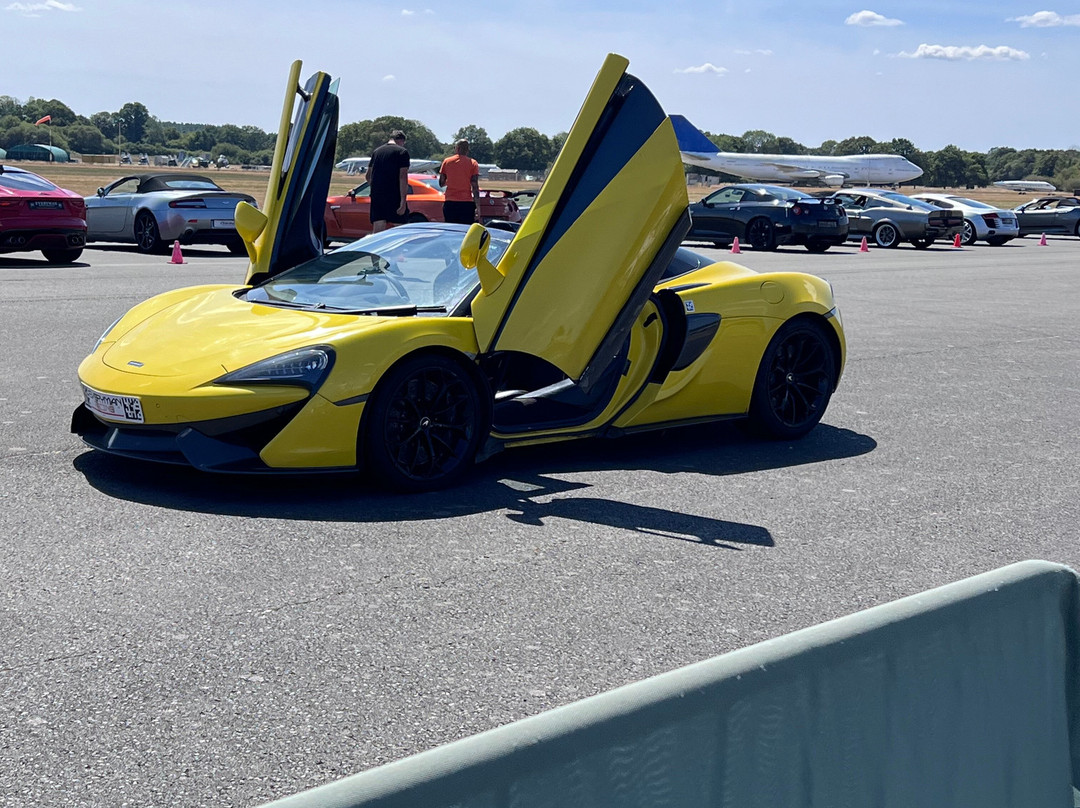 Everyman Racing Dunsfold Aerodrome-Cranleigh必去景点