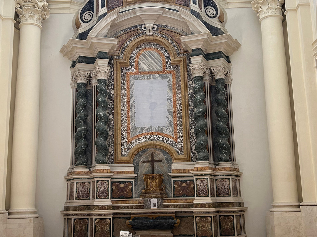 Abbazia di Santo Spirito al Morrone-苏尔莫纳必去景点