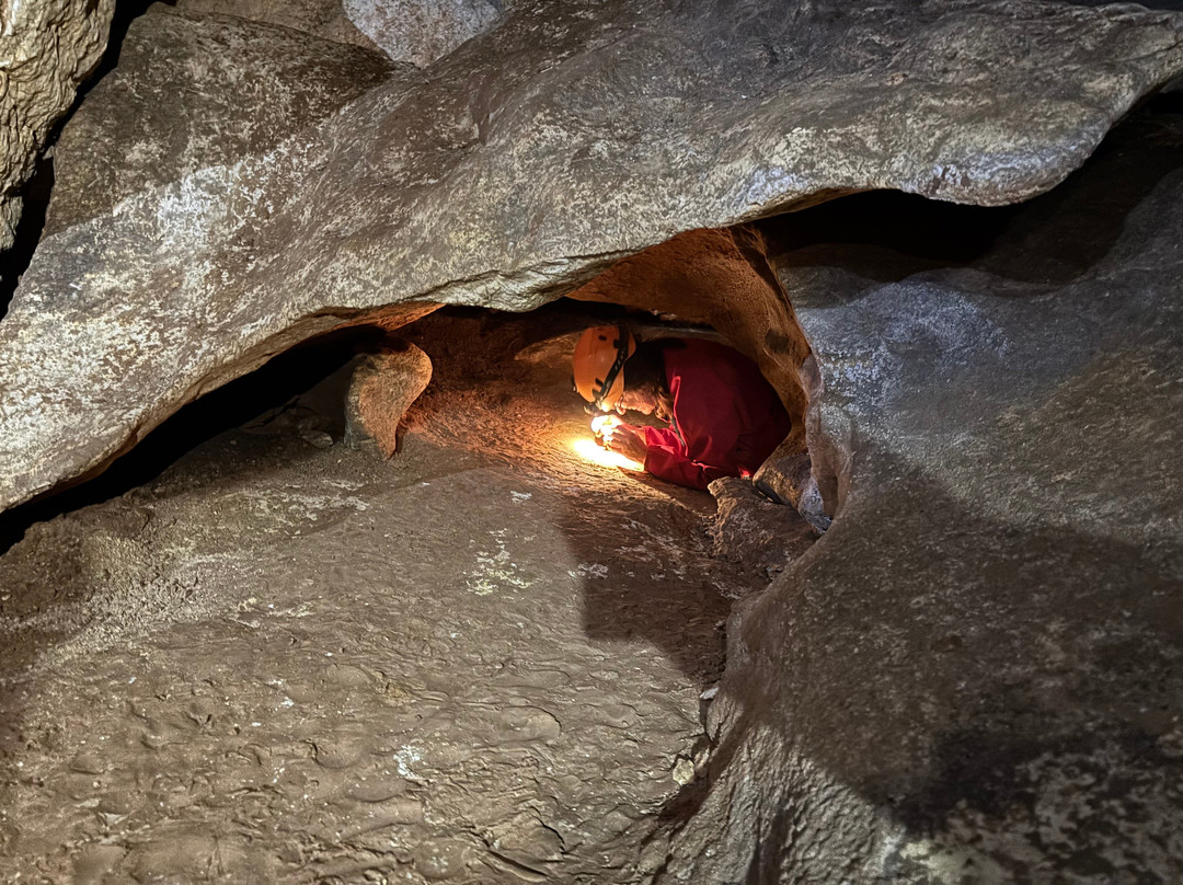 Grotte Saint-Marcel-Bidon必去景点
