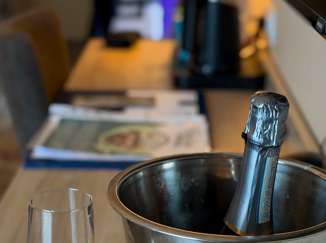 特里斯坦 Spa 酒店主图