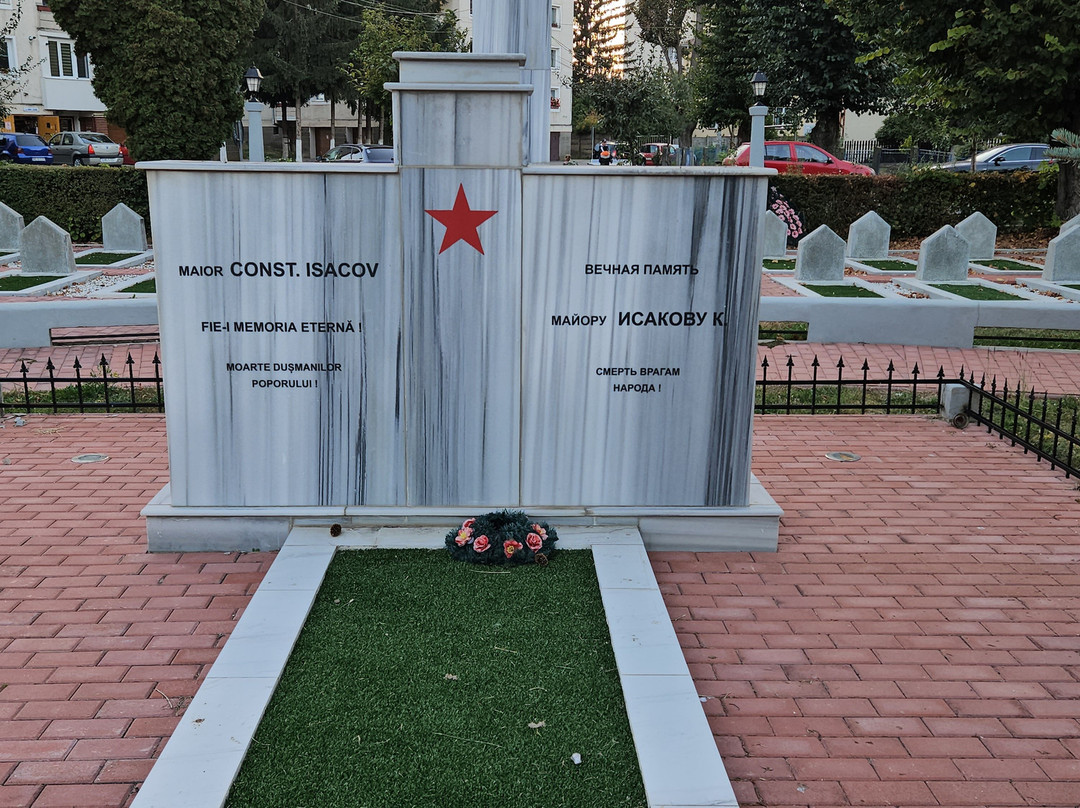 Cimitirul militar sovietic al eroilor necunoscuți-锡吉索拉必去景点