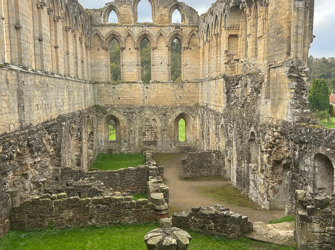 Rievaulx Abbey-赫尔姆斯利必去景点