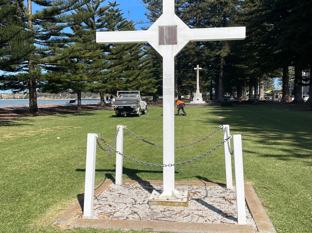 Victor Harbour Cenotaph-维克多港必去景点