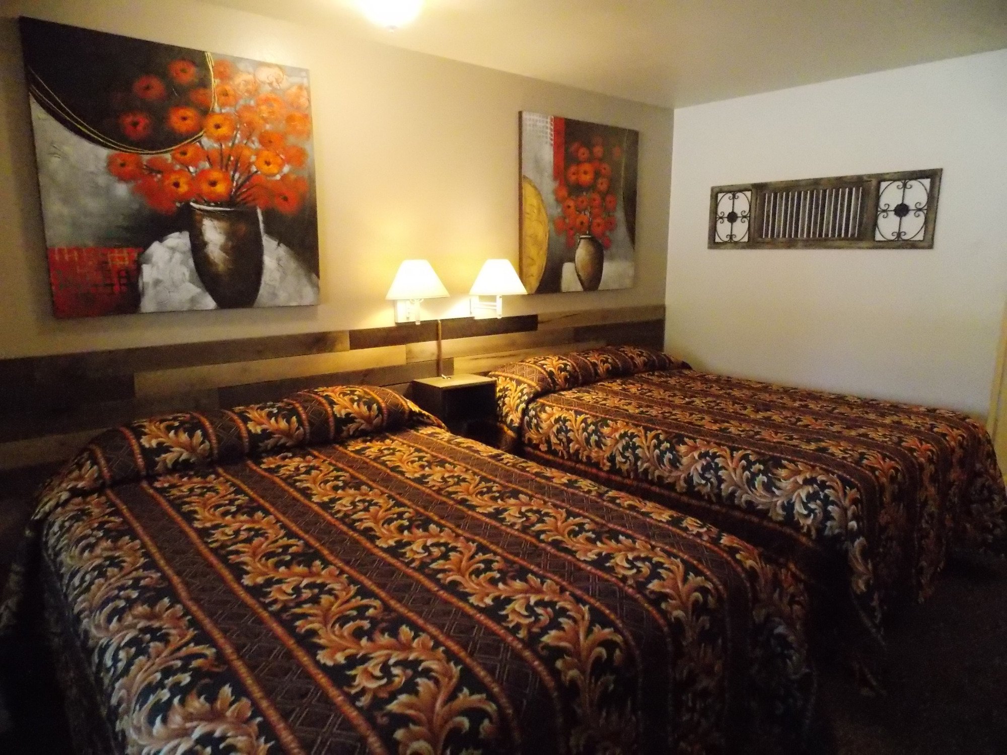 Vintage Lakeside Inn-官方