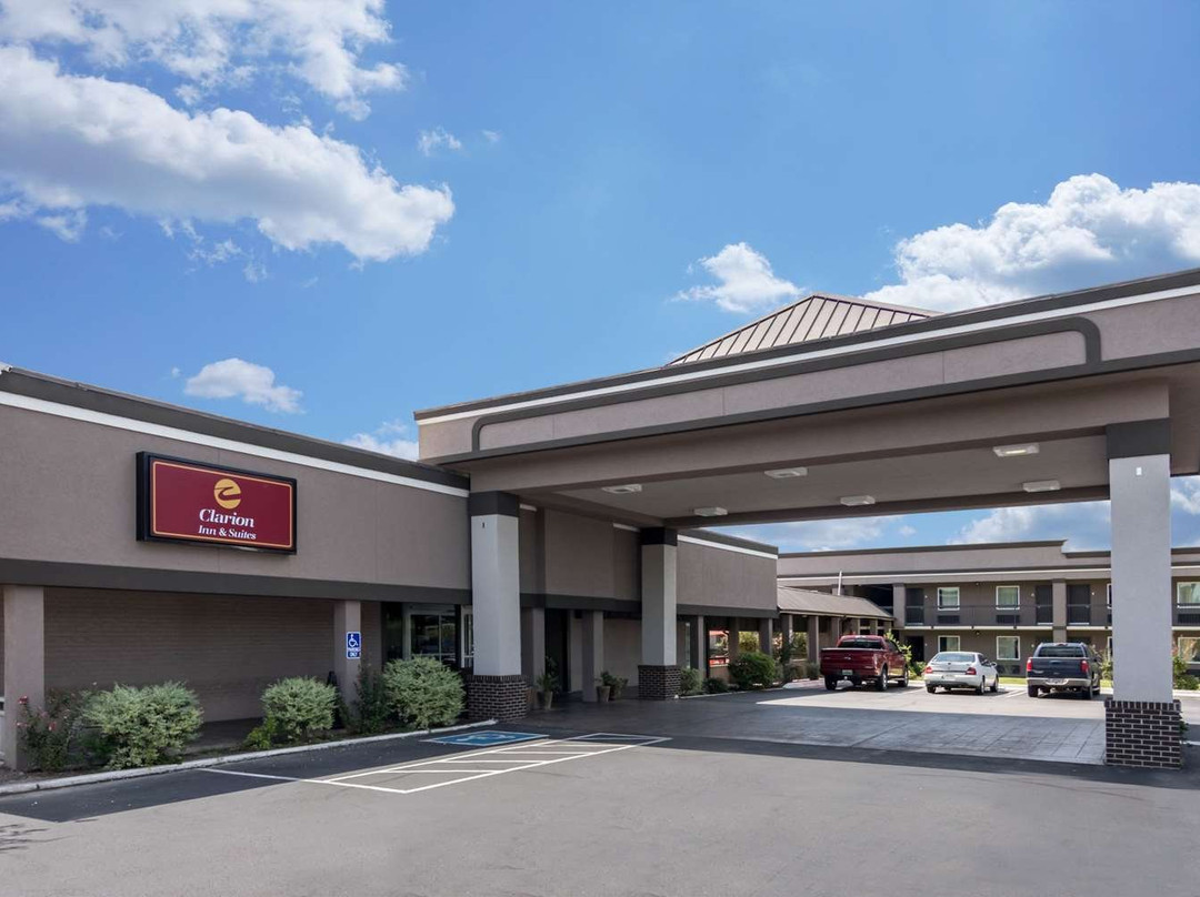 Clarion Inn & Suites Russellville I-40主图
