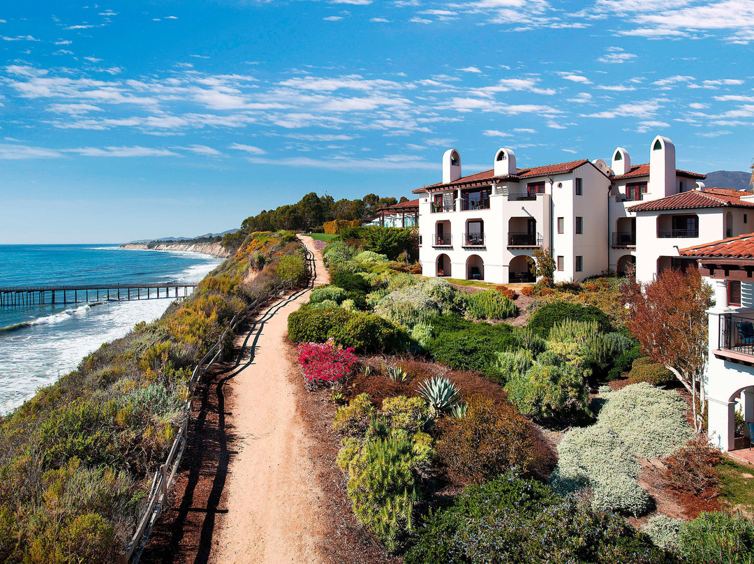 巴卡拉圣巴巴拉丽思卡尔顿酒店主图