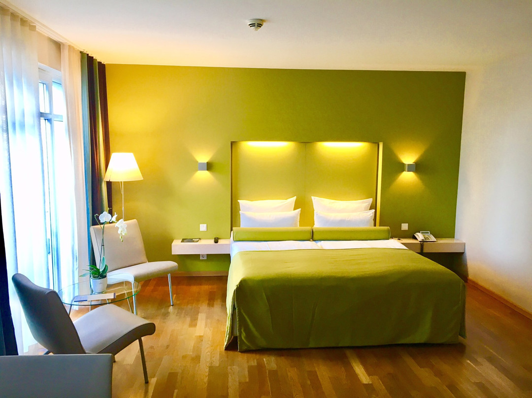 nymphe strandhotel & apartments
