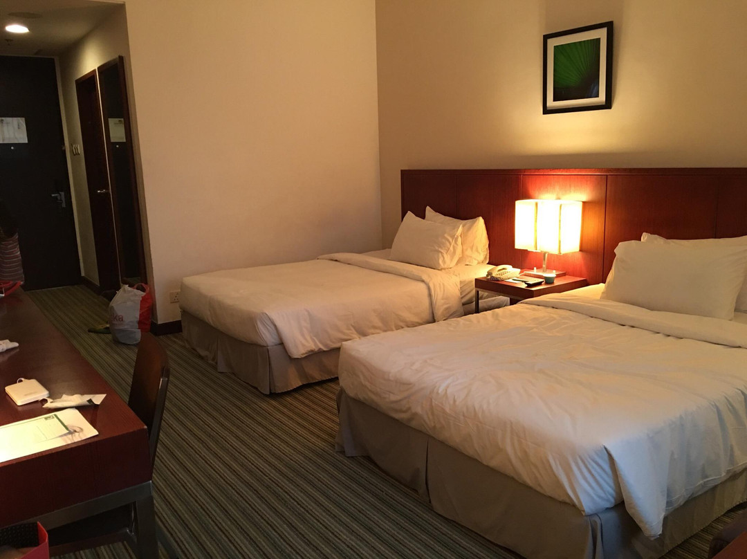诗巫酒店住宿-RH Hotel