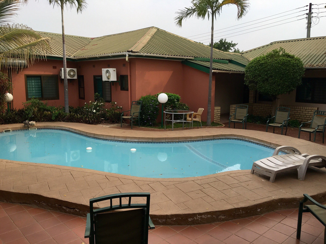 Cross Roads Lodge Livingstone