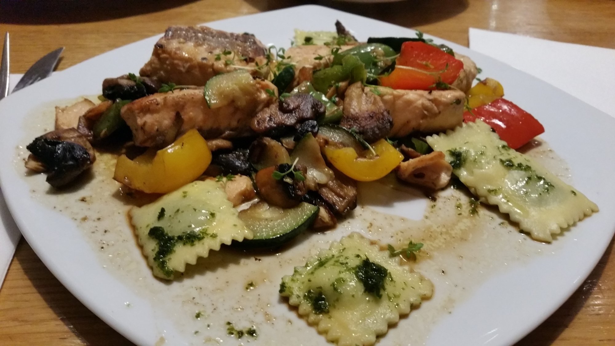 Maas Hotel-Restaurant-餐饮