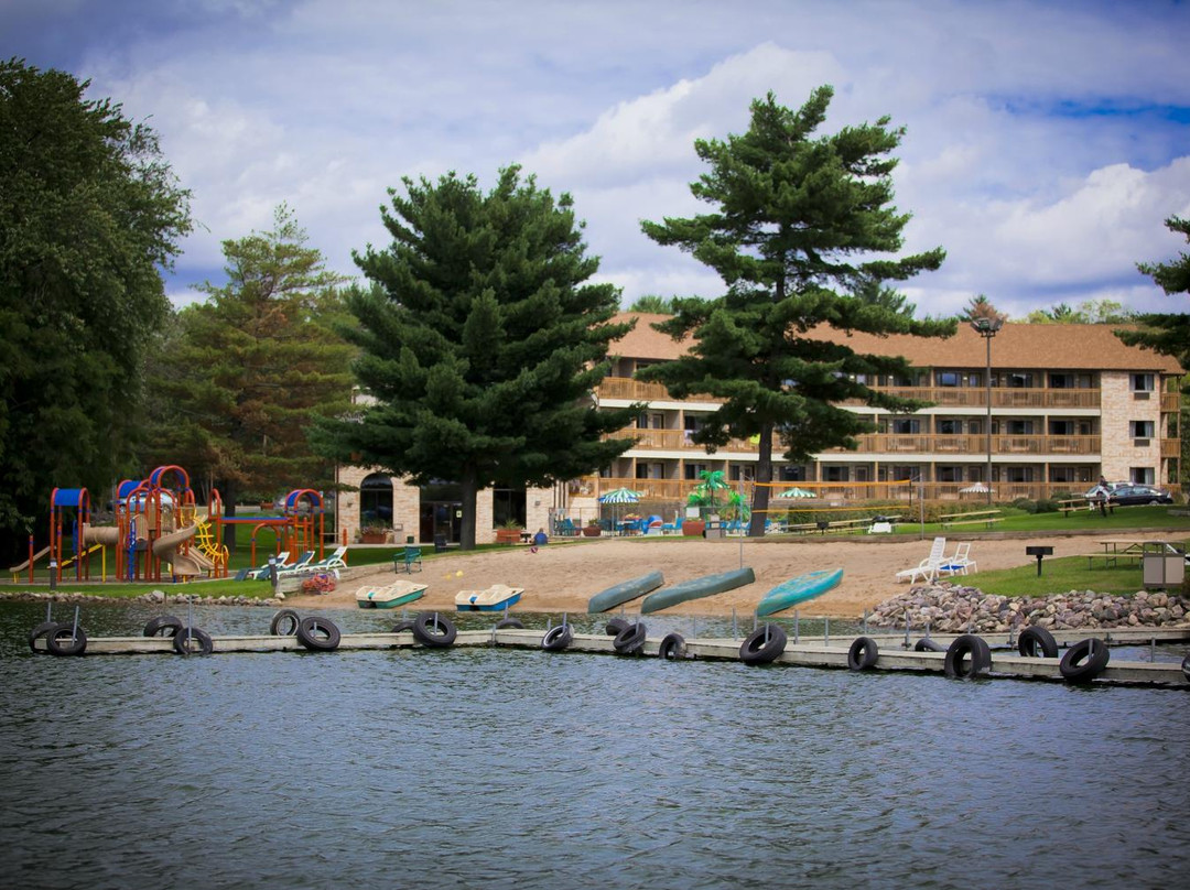 Aloha Beach Resort & Suites