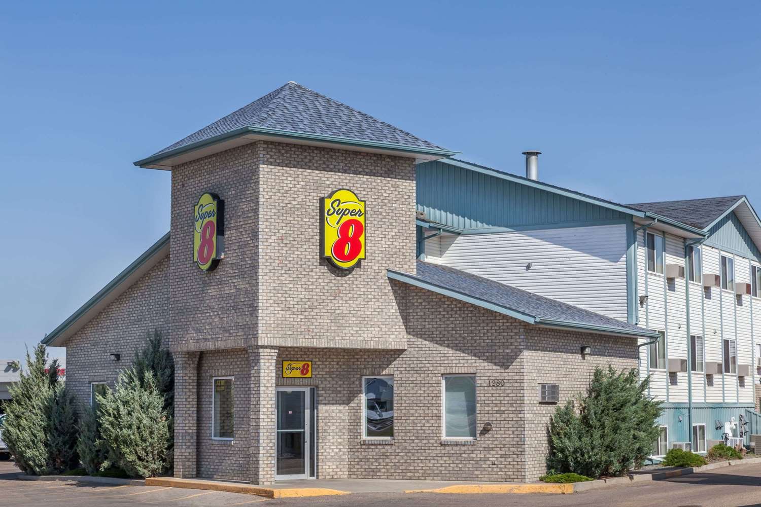 Super 8 by Wyndham Medicine Hat AB-官方