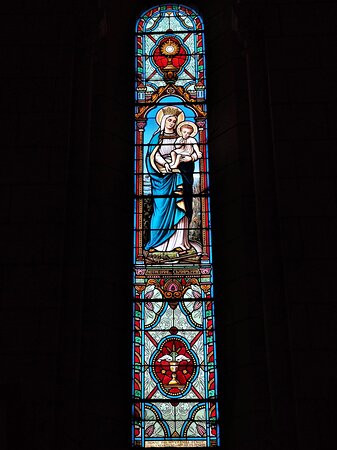 Eglise Notre Dame-Yzeures-sur-Creuse必去景点