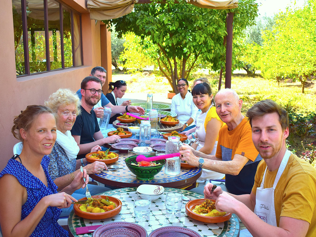 饥饿辣妹厨房-马拉喀什必去景点