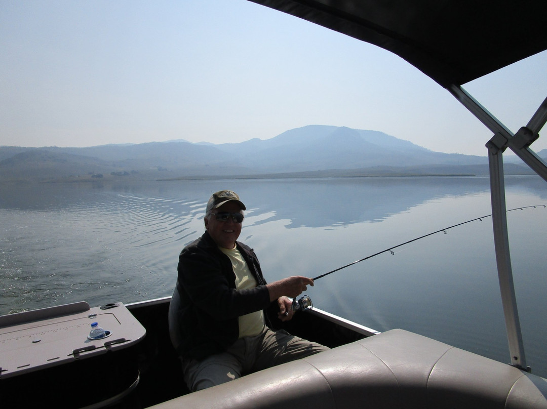 Steamboat Springs Boat Rentals & Guided Fishing Tours景点图片