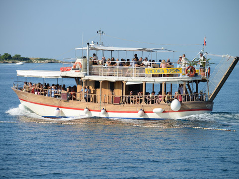 Victoria Tours-波雷奇必去景点