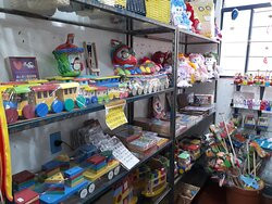 Galeria Nossa Senhora do Rosario-蒂拉登特斯必去景点