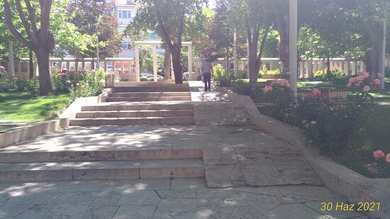 Ahi Evran Kulliyesi ve Cami-Kirsehir必去景点