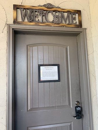 Arrowhead Manor主图