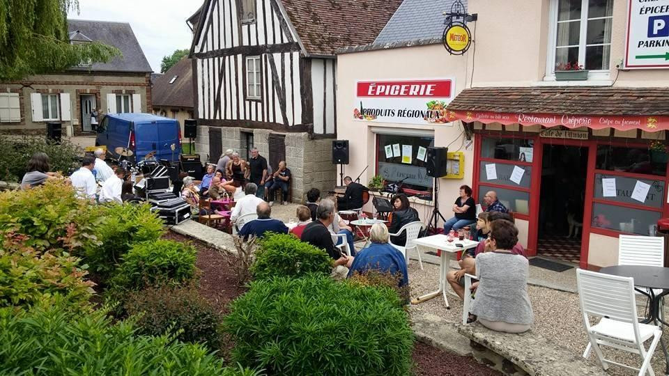 Gouttieres餐馆和美食-Café De L'union