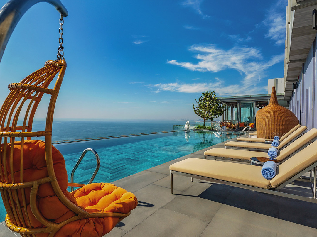 Le Sands Oceanfront Danang Hotel