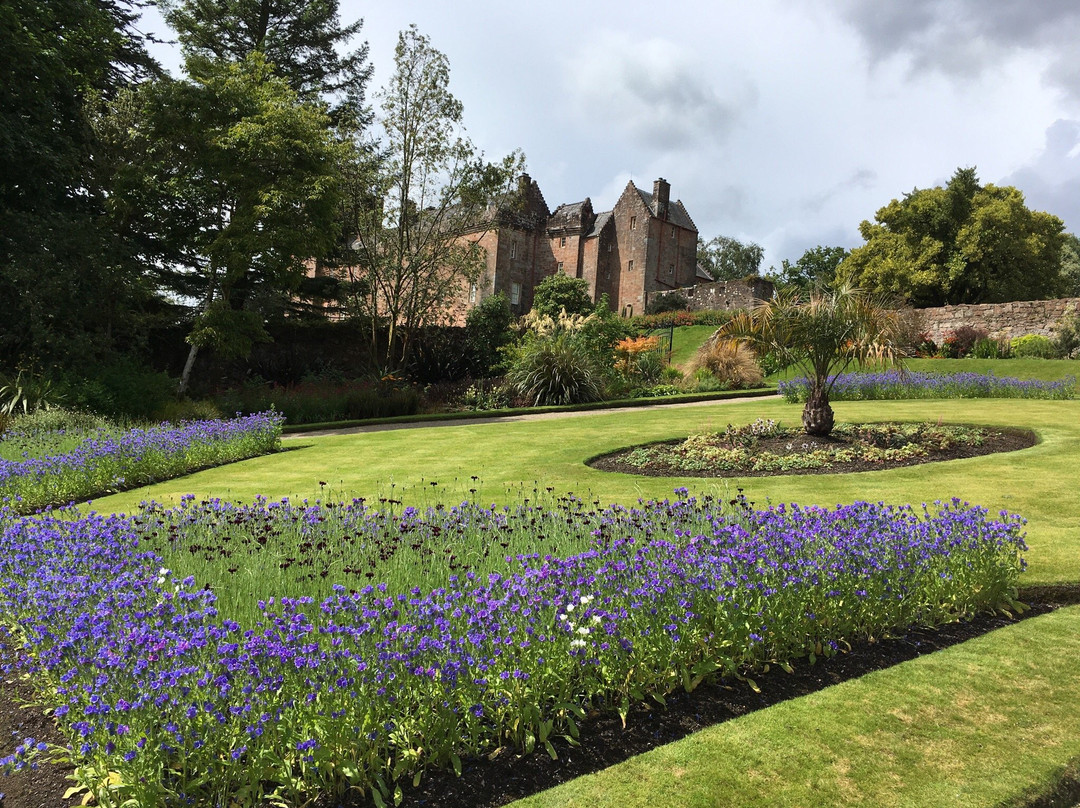 Brodick Castle, Garden and Country Park景点图片