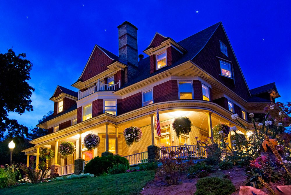 Old Rittenhouse Inn