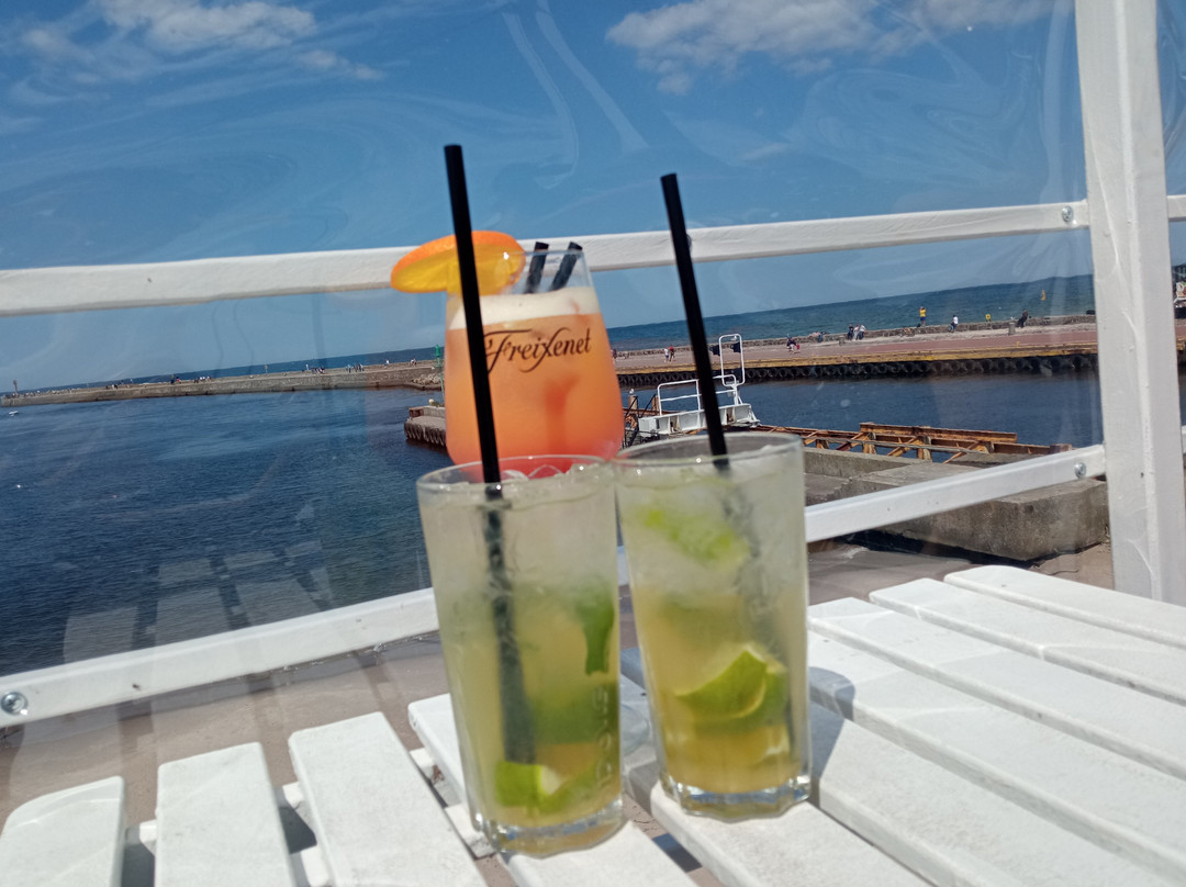 Dock Bar