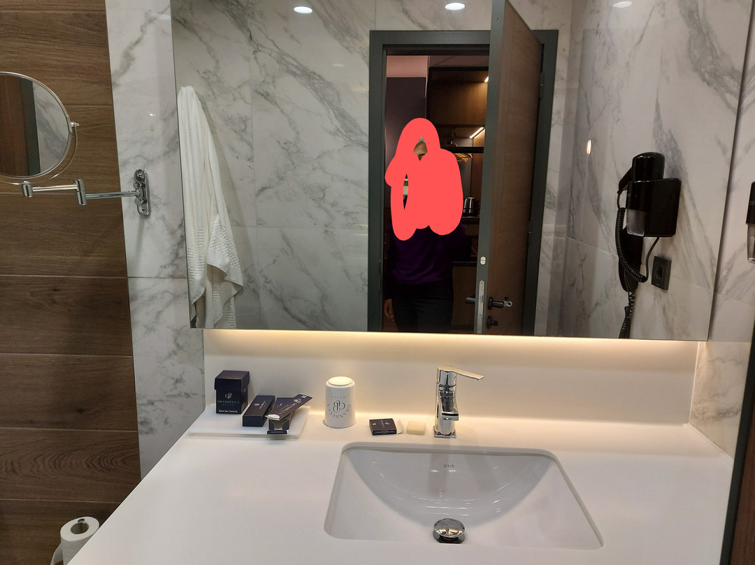 Granbella Hotel主图