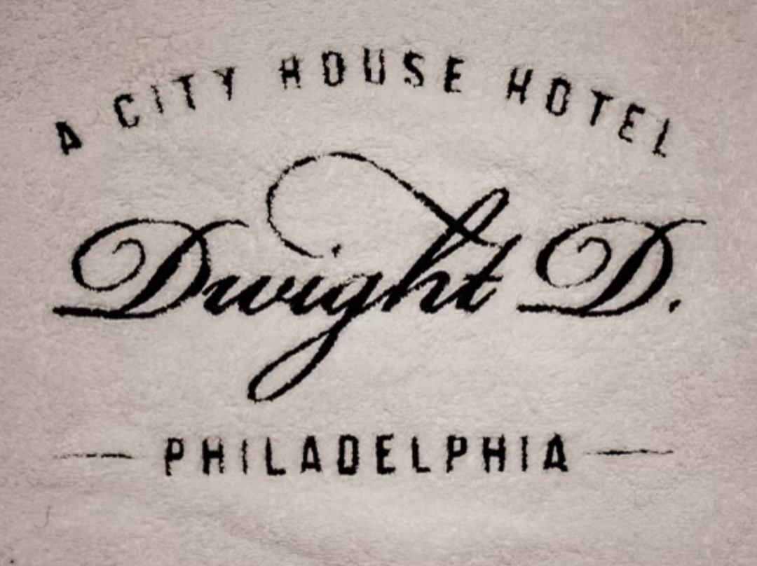 The Dwight D Hotel主图