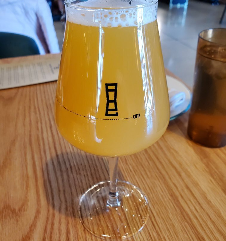 Alternate Ending Beer Co景点图片