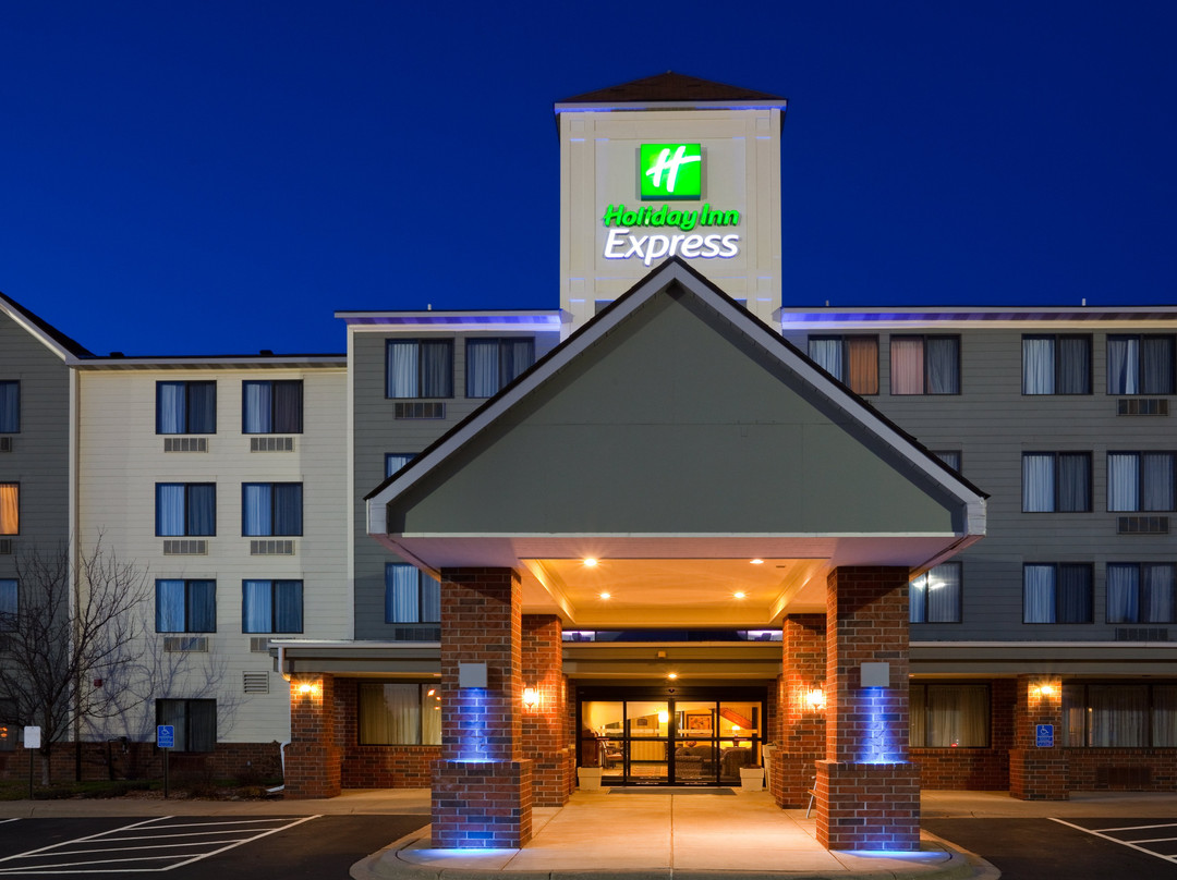 Holiday Inn Express & Suites Coon Rapids-blaine Area By IHG主图