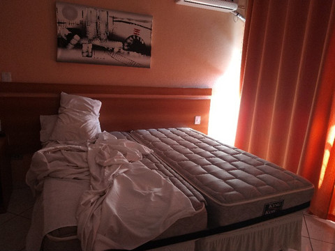 Hotel Calabreza主图