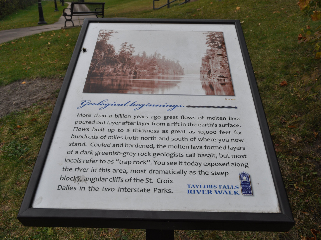 Taylor Falls River Walk-Taylors Falls必去景点