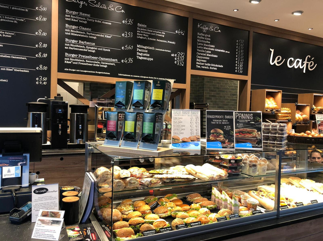 Le Café Behrens-meyer