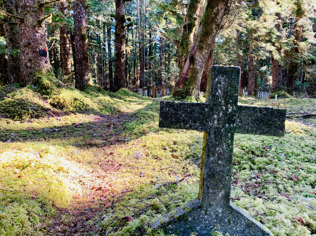 Masset Cemetery景点图片