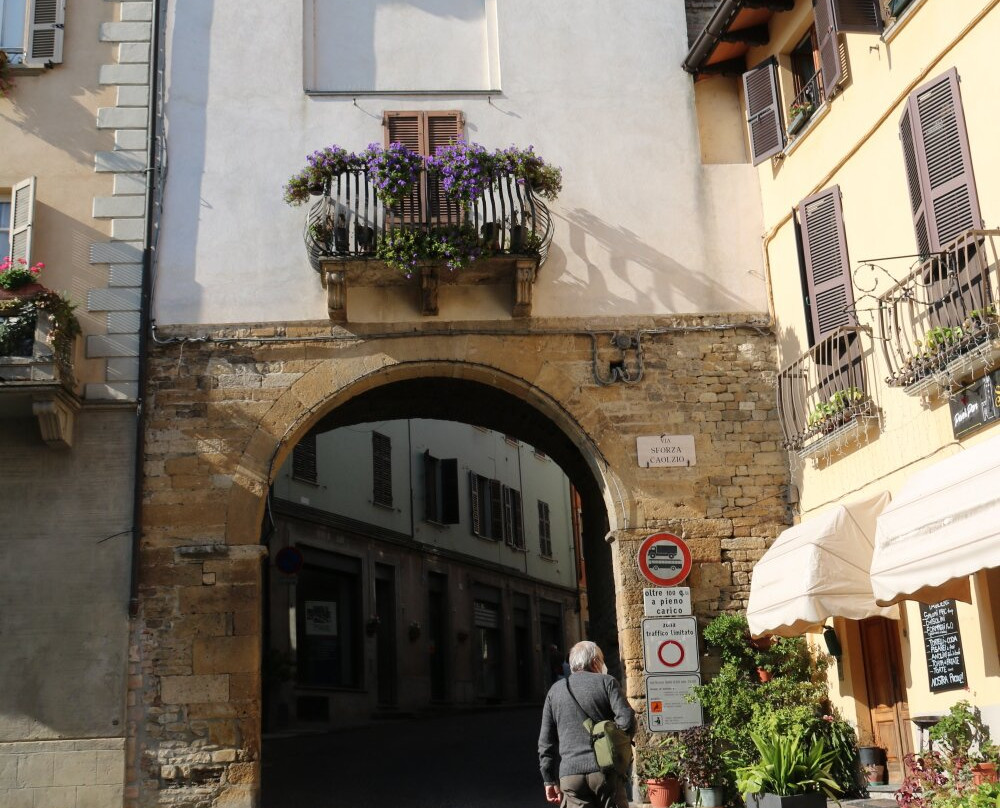 Porta di Monteguzzo景点图片
