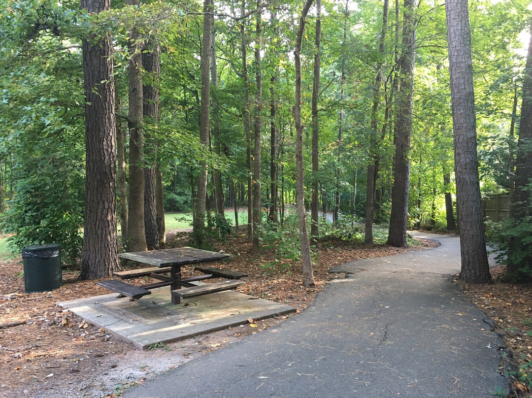 Lucky Shoals Park-诺克罗斯必去景点