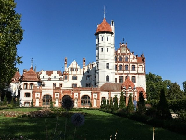 Schloß Basedow景点图片