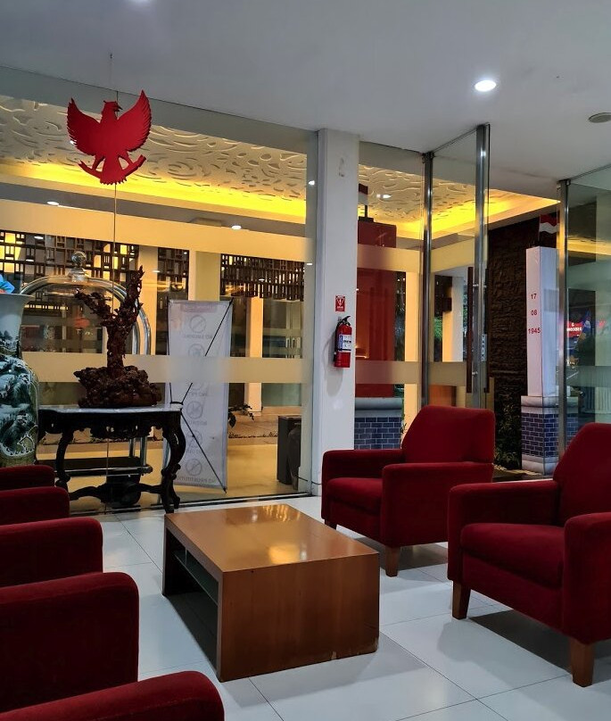 Front One Resort Magelang主图